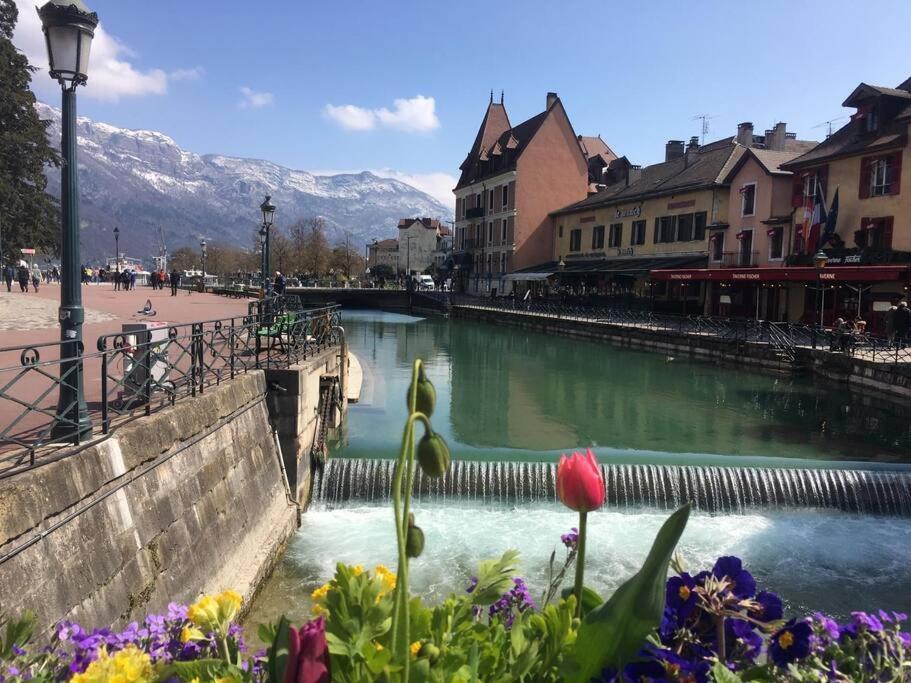 Appartement Vue Sur Le Golf Et Le Lac Leman Publier Buitenkant foto